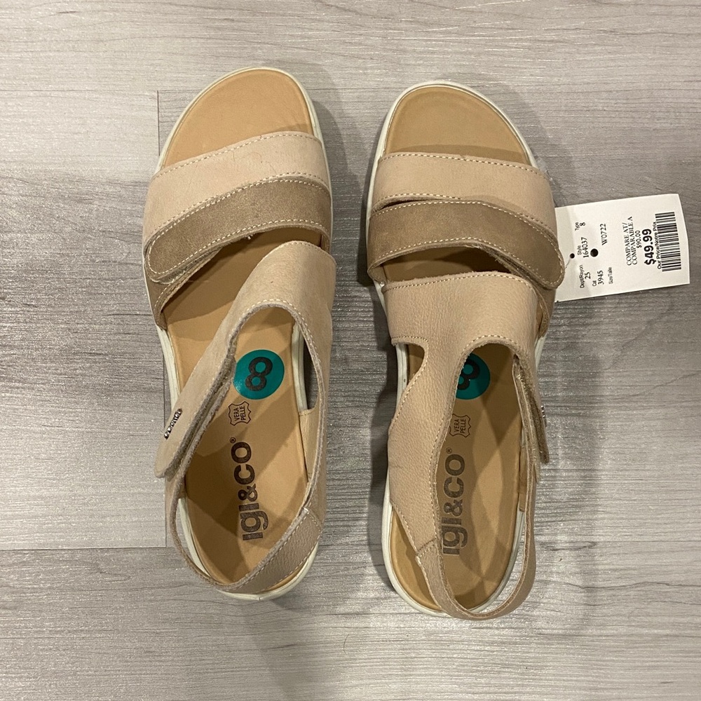 Women's Beige Sandals